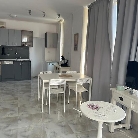 Oazis Sea View Apartment Ravda Eksteriør bilde